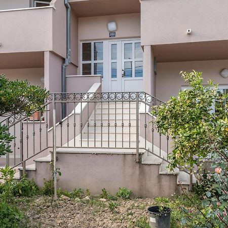 Nona Apartment Split Exterior photo